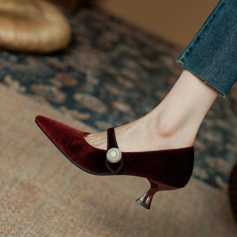 Women'S Shoes And Accessories - Wine Red Pointed Toe Mary Jane