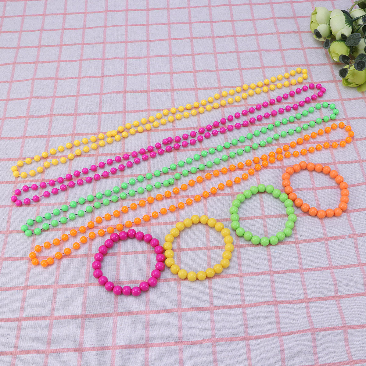 4Pcs Plastic Bead Necklace Wom - Women'S Accessories In The 70S 评论和价格